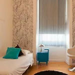 Living Lounge *