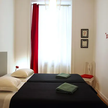 Hostel Living Lounge *