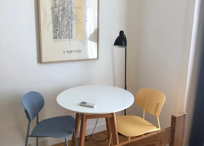 Living Lounge * Лиссабон